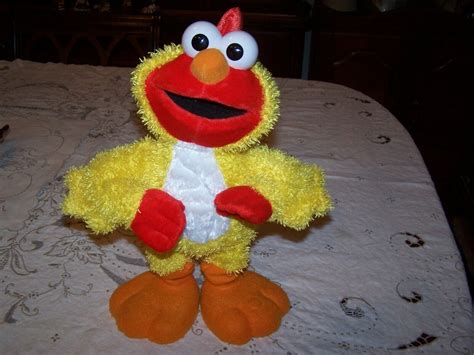 Sesame Street Chicken Dance Elmo By Fisher Price Sings And Flaps His