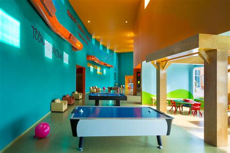 The little big club is situated on the second and third floors of puteri harbor indoor theme park in johor bahru, malaysia. 6 Best Family Hotels in Cancun - Trip Sense | tripcentral.ca