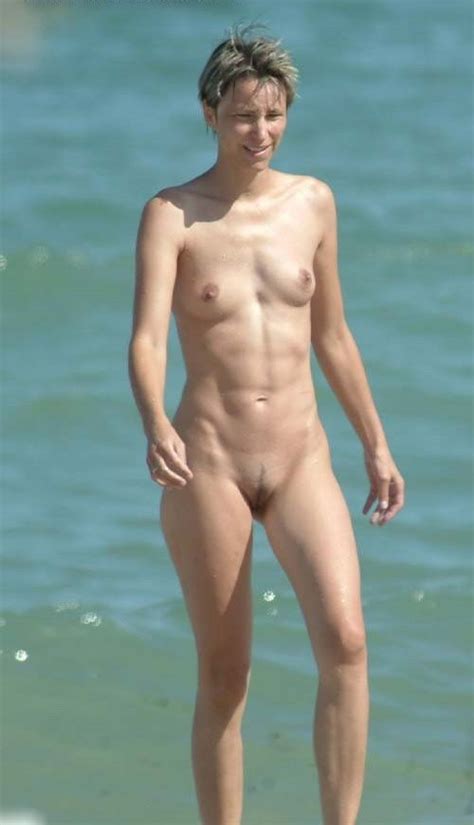 Curvy Milf Nude Beach