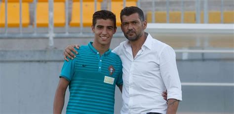 Sérgio Conceição: novo treinador do FC Porto e com filhos... em Benfica