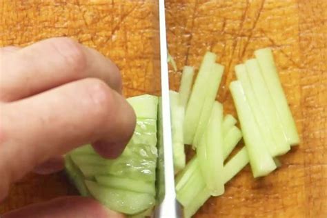How To Cut A Cucumber Part 2 — Eatwell101