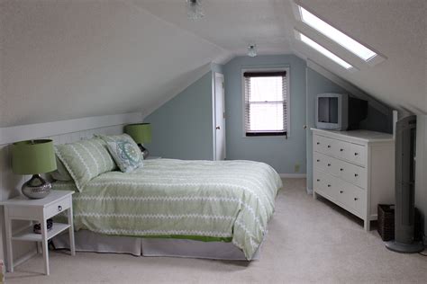 Related Image Upstairs Bedroom Small Bungalow Bedroom