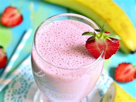 Strawberry Banana Protein Shake Recipe And Nutrition Eat This Much