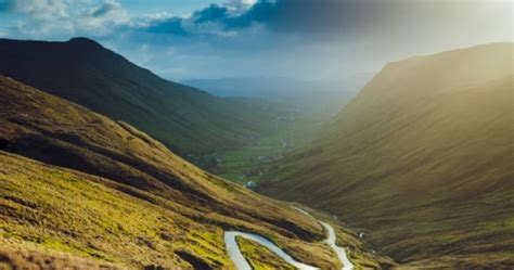 10 Of The Most Scenic Road Trips Around Ireland Scenic Road Trip Road