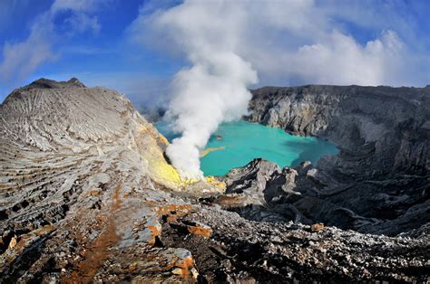 The Wonderful Things When You Enjoy Ijen Crater Tour Bromo Java Travel