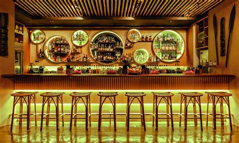 9 Hong Kong Bars Shine At The Inaugural Asias 50 Best Bars Awards 2016