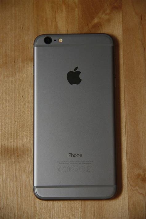 Iphone 6 didn't come in 32gb but now the apple has launched the 32gb variant of iphone 6 so by keeping in mind the current trend of smartphone officially apple inc. iPhone 6 Plus Space Grey | Iphone, Iphone gadgets, Apple ...
