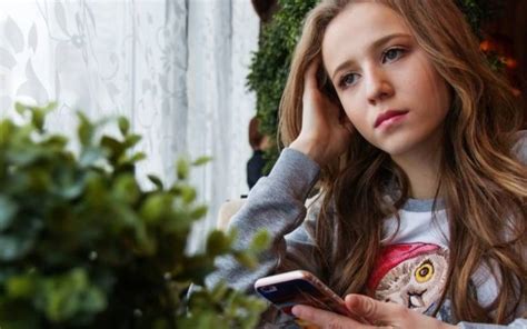 Depression Linked To Social Media Twice As High Among Girls Institute