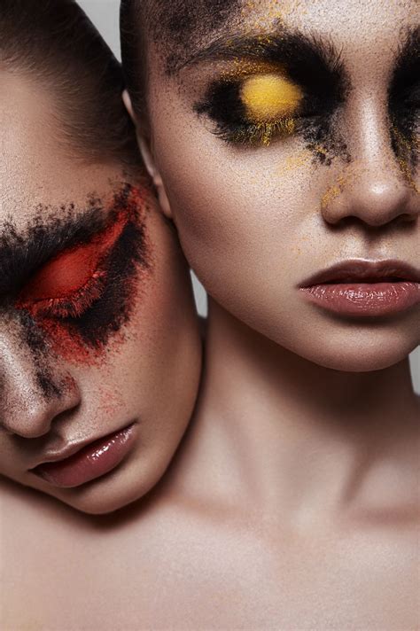 Beauty Girls With Powder Creative Makeup On Behance Photoshoot Makeup
