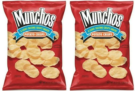 Munchos 2 Pack Light Tasting Crispy Snack Potato Crisps 425 Oz Bags