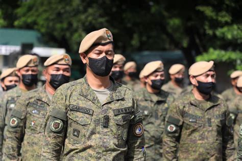 Ph Army Dons New Cmo Beret