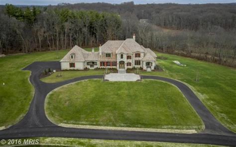 So, 1 acre times 43560 is equal to 43560 square feet. 10,000 Square Foot Newly Built Mansion On A 20-Acre Farm ...