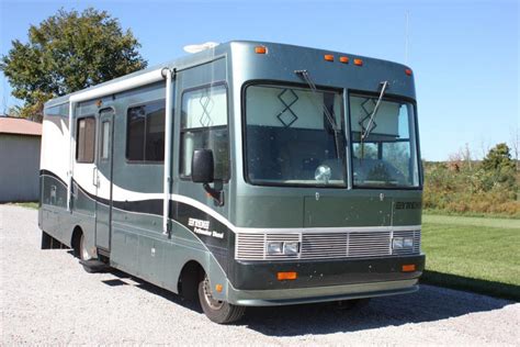 Safari Trek 2830 Rvs For Sale