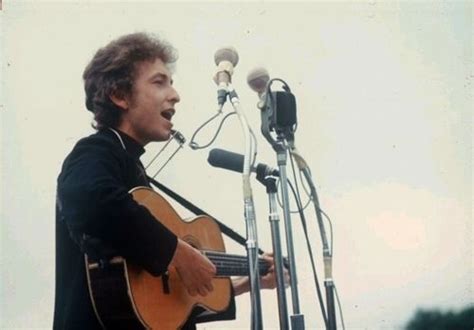 Pin By Retrori On People Bob Dylan Swinging Sixties Dylan