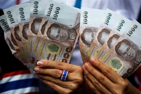 1.feel a) the banknote paper the banknote paper is made of special paper manufactured from cotton fiber which makes it tougher and more durable. Thai baht soars to post-coup high, threatening local ...
