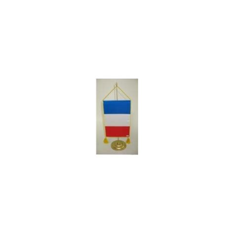 Steagurile pot fi personalizate în funcție de nevoile clienților, atât în ce privește sigla sau textul (de obicei acestea sunt. Fanion Franta - Fabricat in Romania - Steag.ro
