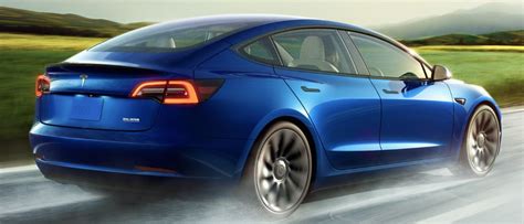 2022 tesla model 3 sedan