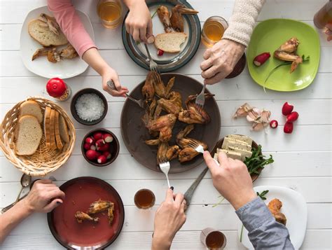9 Scientifically Proven Reasons to Eat Dinner as a Family - Goodnet