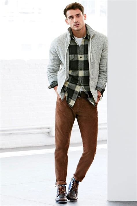 Top Ways To Wear A Flannel Shirt For Men