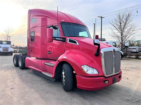 2018 Kenworth T680 Sleeper Semi Truck Paccar 455hp Automatic For