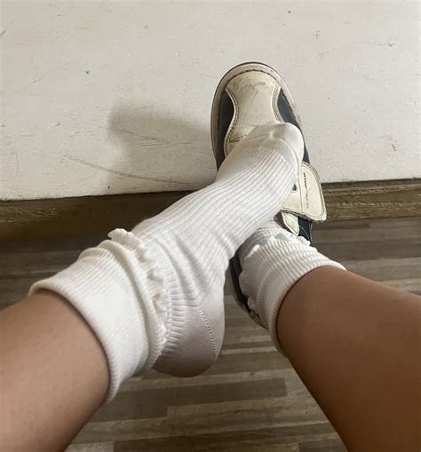 Goddess Jess 💸 Findom On Twitter Who Wants To Sniff And Taste My Stinky Bowling Socks 🎳😈 Dm
