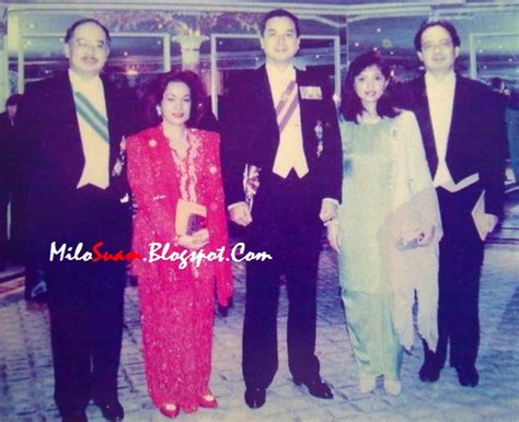 She has been married to najib razak since 1987. Gambar Rosmah Mansor masa muda | MiLo SuaM