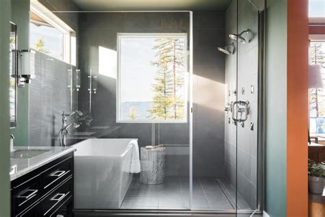 Get diy home design tips and decorating ideas. HGTV Dream Home 2019: Master Bathroom Pictures | HGTV ...