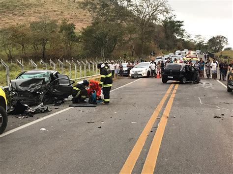 acidente entre dois carros deixa três mortos na br 316 em maribondo diário arapiraca portal
