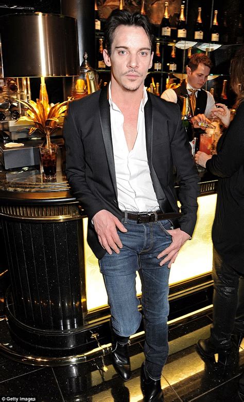 Jonathan Rhys Meyers Admits Alcohol Doesnt Suit Him Daily Mail Online