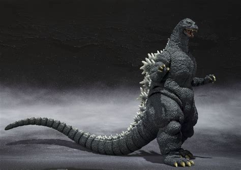 Monsterarts monsterverse kong for 4 years now! S.H.MonsterArts Godzilla (1989)