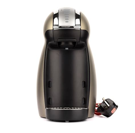 The first series of 2006 consisted of the models kp2000 (black/silver), kp2006 (black/silver/red) and kp2002 (black/silver/white). Nescafe Dolce Gusto Machine - eXtra Saudi