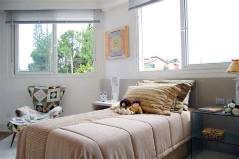 You can make your bed rock, girl. Brilliant Ideas For How To Make A Small Bedroom Cozy