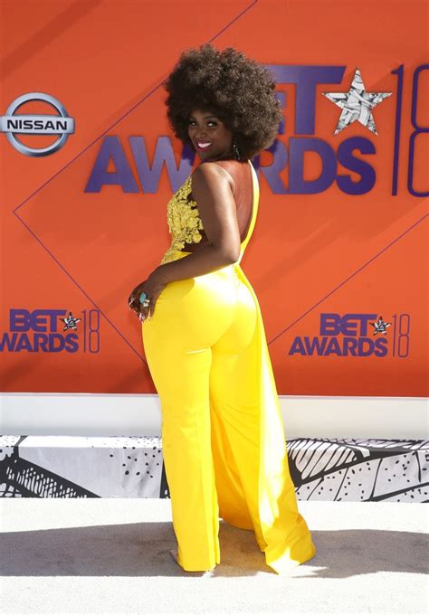 Amara La Negra Wore A Valentinoomardesigns Yellow Outfit To The 2018 Bet Awards 2018 Betawards