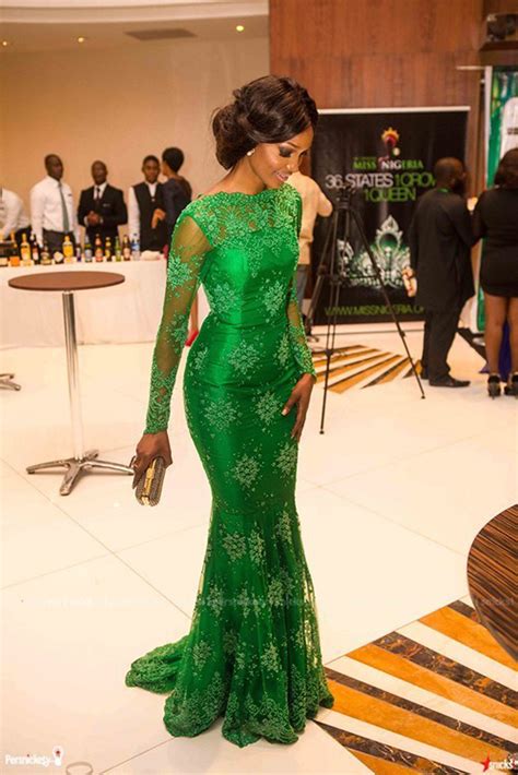 Voir plus d'idées sur le thème mode africaine robe, robe africaine, mode africaine. Modele robe en pagne et dentelle - Robes à la mode de 2018 ...