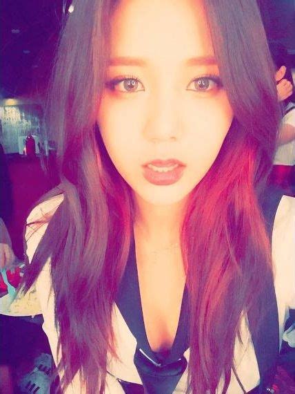 On june 2, kwon mina uploaded a picture to her instagram showing her journal and her hand, but what was more concerning was some fans noticed what appears to be an injury to her wrist. AOA #Hyejeong | Aoa, South korean idol, Asian beauty