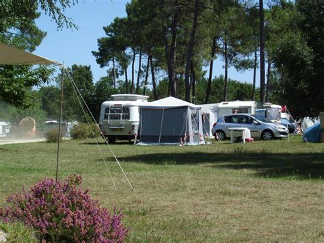 Camping Naturiste De Bretagne Sud La Pin De Club Naturiste Cnbs Dans