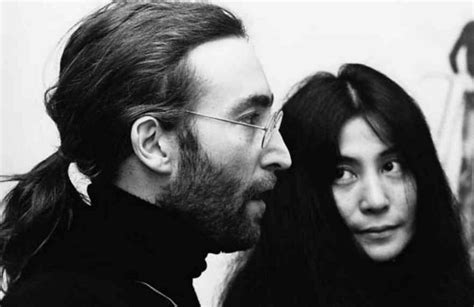 She met john lennon of the beatles in november 1966, when he visited a preview of her exhibition at a gallery in london. How John Lennon and Yoko Ono Finished A Whole Album In One ...