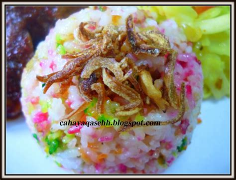 Resepi ayam masak merah, masak kicap, goreng berempah, percik, paprik, masak halia, penyet, bakar, goreng kunyit, panggang dan lain sebagainya kami panggil masakan ni ayam masak india sebab mak dapat. DARI DAPUR MAK LONG ....: Nasi Hujan Panas