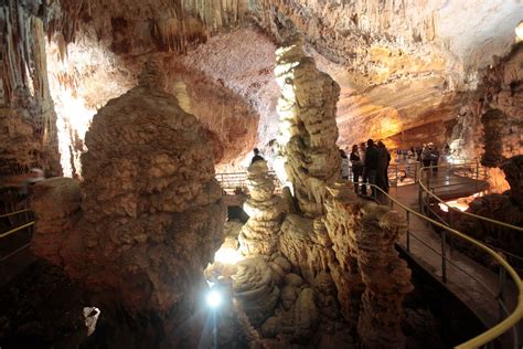 48 Stunning Photos Of Jeita Grotto Magnificent Underground Caves In
