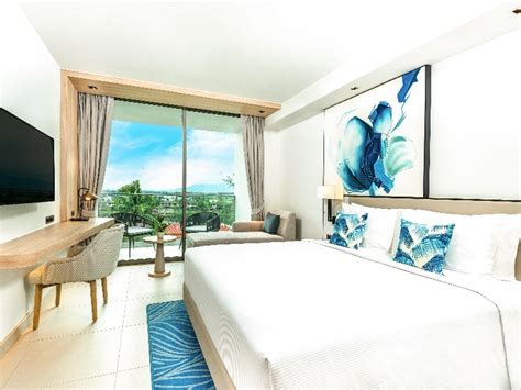 Hilton Garden Inn Phuket Bang Tao Hotel In Phuket Thailand Exo Travel
