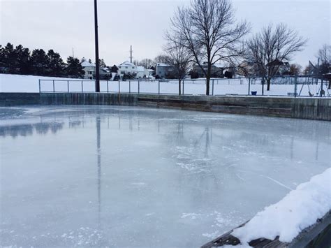 Outdoor Ice Skating Rinks In Maple Grove Open Monday Maple Grove Voice