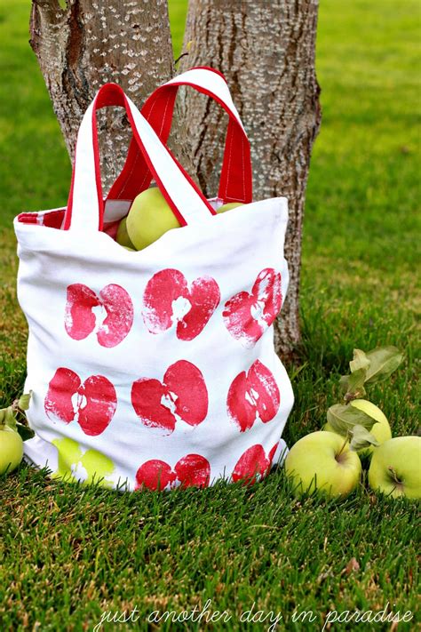 Larissa Another Day Apple Week Apple Picking Tote How To