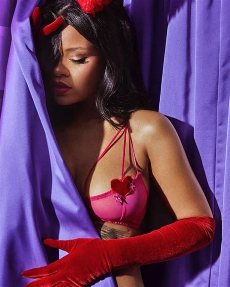 Rihanna Slays In Savage X Fenty Valentine S Day Lingerie Metro News