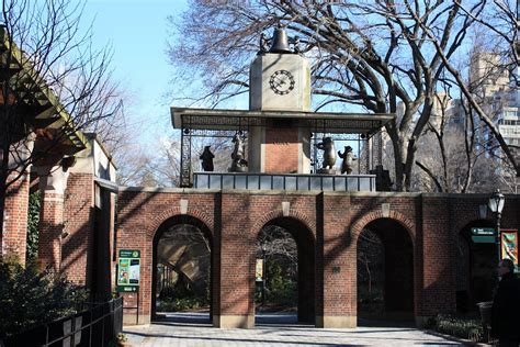 It is part of an integrated system of four zoos and one aquarium managed by the. alton boys: Central Park Zoo