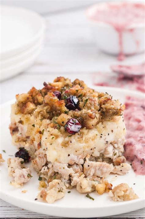 Cover and gently simmer for 15 mins until turkey is piping hot. Creamy Turkey Casserole Recipe - Best Crafts and Recipes