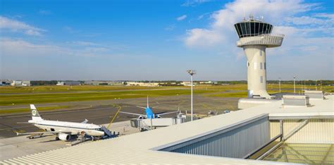 Bordeaux Merignac Airport Is A 3 Star Regional Airport Skytrax