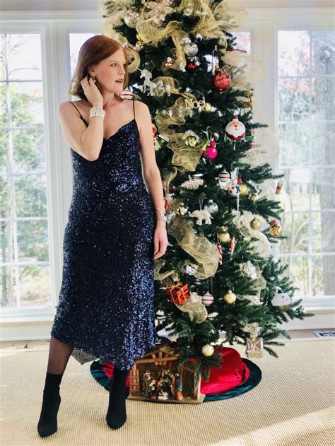 Sequin Holiday Dress Light Up The Season Event Affordable French Chic Fashion Blog Sequin