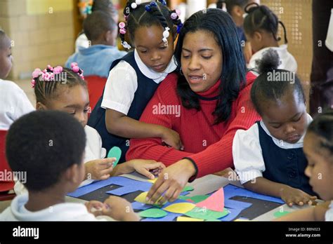 Pre Kindergarten Classroom Teacher Hi Res Stock Photography And Images