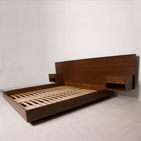 Pablo Romo Modern King Size Platform Bed With Floating Nightstands In