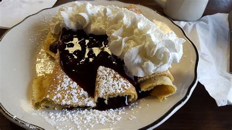 Der kategorie frühstück & brunch aus sevierville, 1819 parkway sevierville, tn 37862 können sie hier einsehen oder hinzufügen. Log Cabin Pancake House, Pigeon Forge - 4235 Pkwy - Menu ...